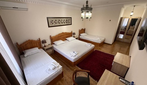 Habitación cuádruple Confort, vistas a la ciudad