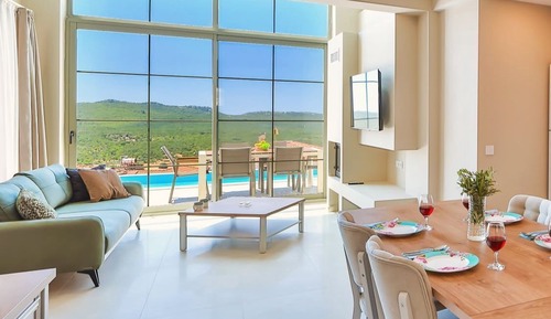 Deluxe Villa