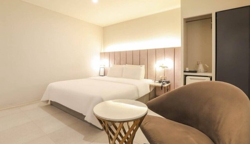 Premium Double Room, City View