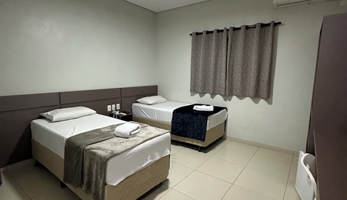 Habitación con 2 camas individuales