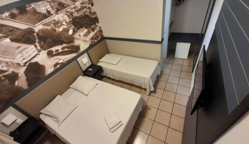 Habitación triple Confort, vistas al jardín