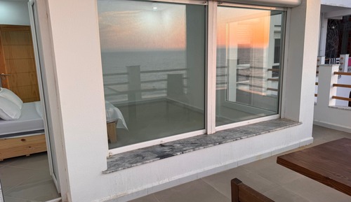 Apartamento Deluxe, varias camas, balcón