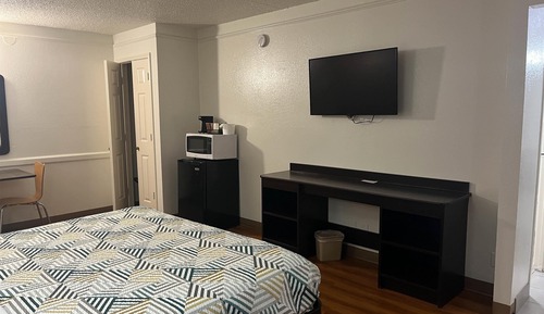 Habitación estándar, 1 cama de matrimonio grande, no fumadores, frigorífico y microondas