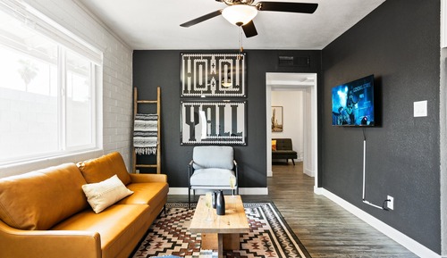 Casa (2 Bedrooms)