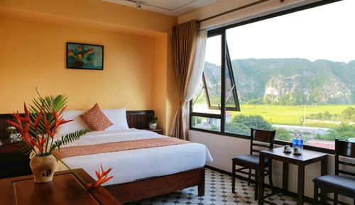 Room, 1 Queen Bed, Garden View