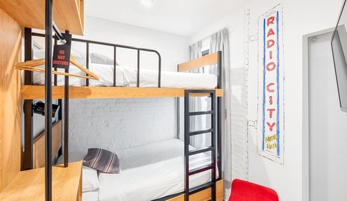 Bunk Room(Twin over Twin)