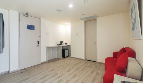 Deluxe Studio Suite