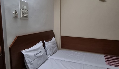 Classic Single Room