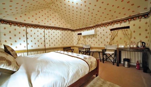 Deluxe Tent Non AC