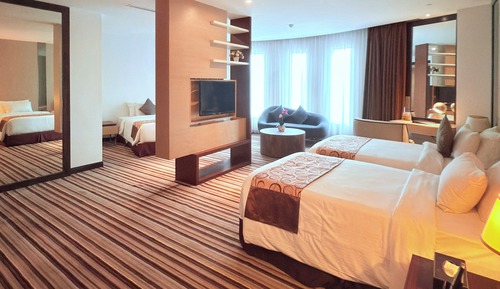 Deluxe Triple Room