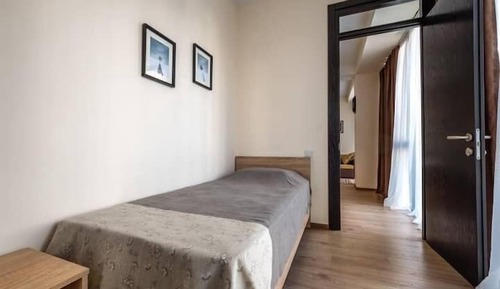 Basic Apartment