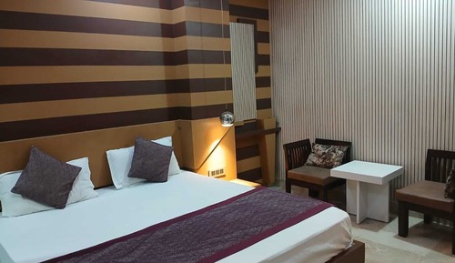 Club Room