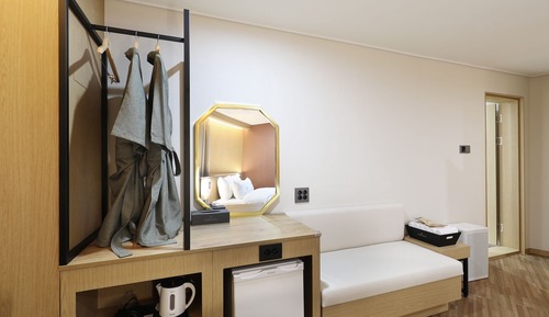 Deluxe Double Room, City View