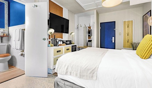 Standard Room, 1 King Bed, Lagoon View