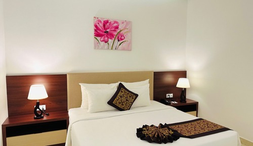 Bella 2 Bedrooms Garden View
