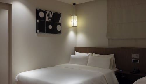Signature Twin Room