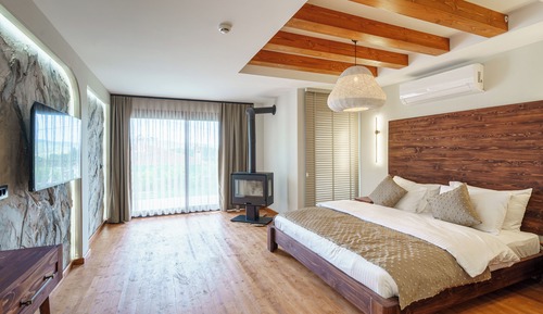 Romantic Suite, Mountain View