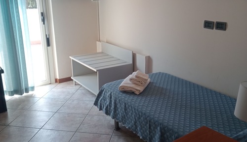 Classic Single Room