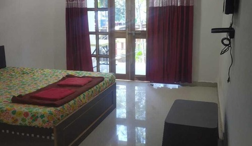 Habitación Deluxe con 1 cama doble o 2 individuales, vistas al jardín