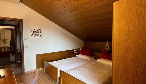 Habitación estándar doble, balcón