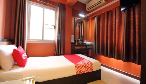 Standard Single Room