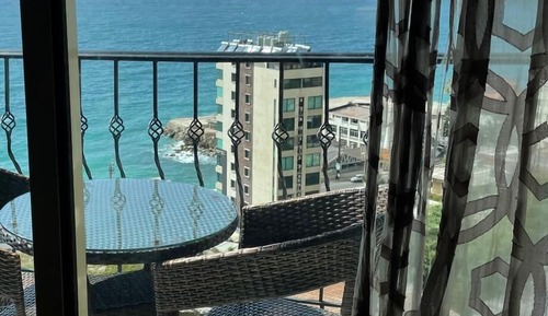Habitación triple superior, balcón, vistas al mar