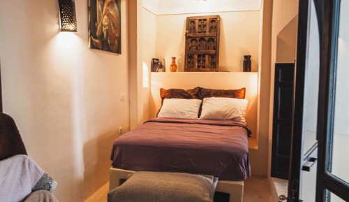 Habitación Confort doble, 1 cama de matrimonio grande, Servicio de limpieza, vistas a la piscina