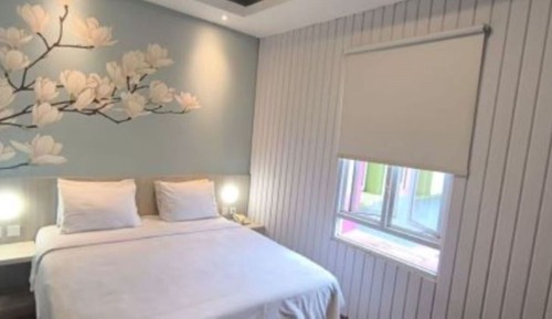 Standard Double Room, City View