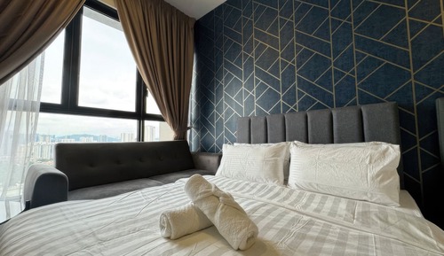 Estudio Deluxe, 2 camas de matrimonio, balcón, vistas a la ciudad