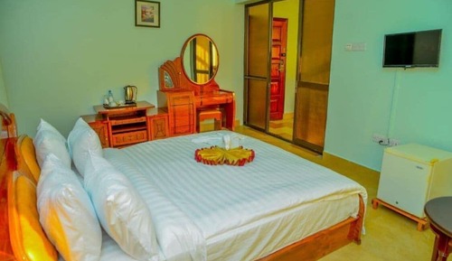 Deluxe Double Room, City View