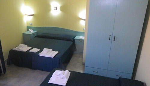 Comfort Triple Room