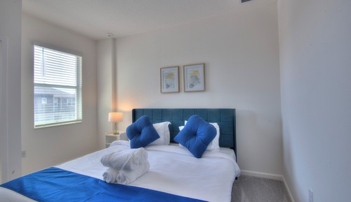 Habitación básica doble, 1 cama de matrimonio grande, no fumadores, baño privado