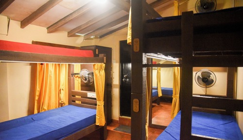 Cabaña estándar, dormitorio mixto, no fumadores, baño compartido