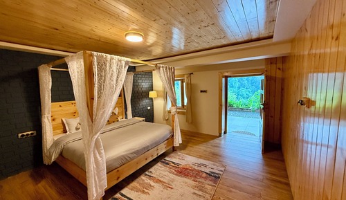 Romantic Double Room, Hill View