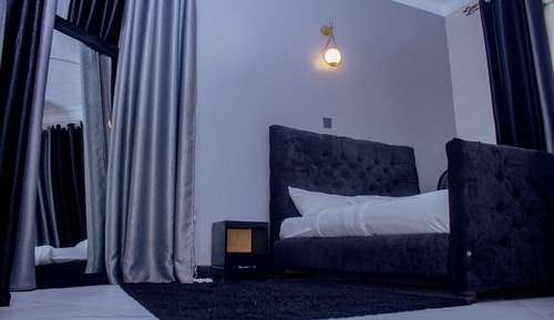 Apartamento, vistas al jardín
