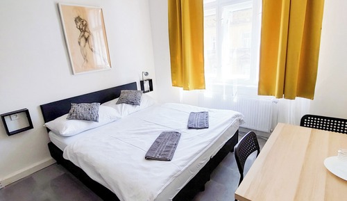 Habitación básica doble, no fumadores, vistas a la ciudad