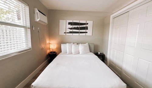 Habitación individual Confort, 1 cama de matrimonio con sofá cama