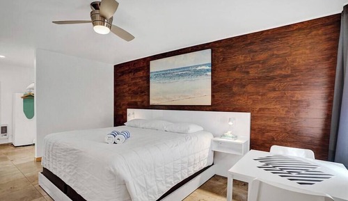 Classic Single Room, Beach View