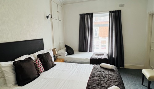 Deluxe Triple Room
