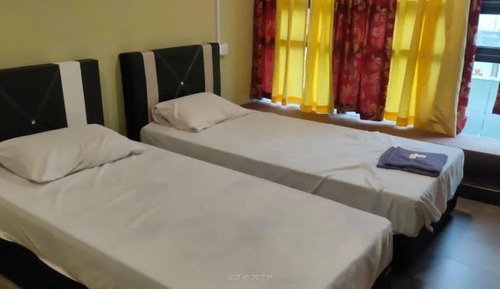 Habitación con 2 camas individuales