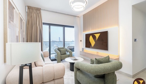 Apartamento de lujo, balcón, vistas al puerto