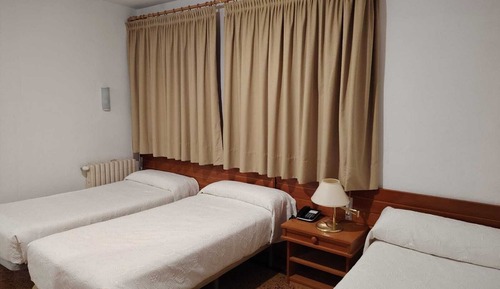 Habitación triple básica