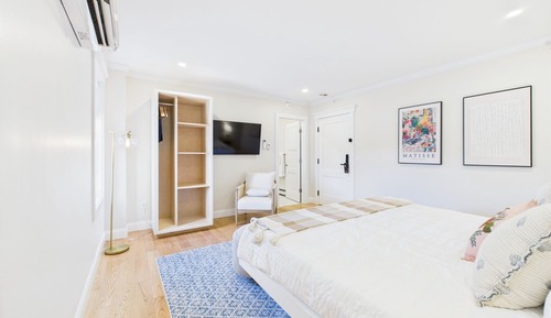 Room 105