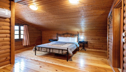 Chalet with Fireplace | 5 guests
