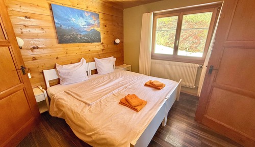 Habitación cuádruple familiar, Se admiten mascotas, vistas a la montaña