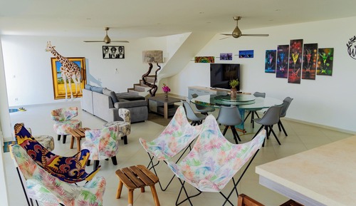 Villa Confort, varias camas, balcón, vistas al mar