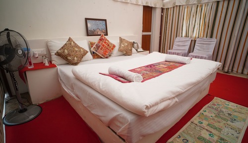 Basic Double Room, Pets Allowed, Courtyard View