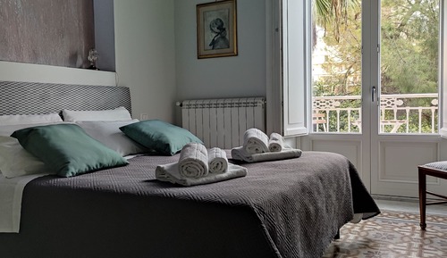 Apartamento, balcón, vistas a la ciudad