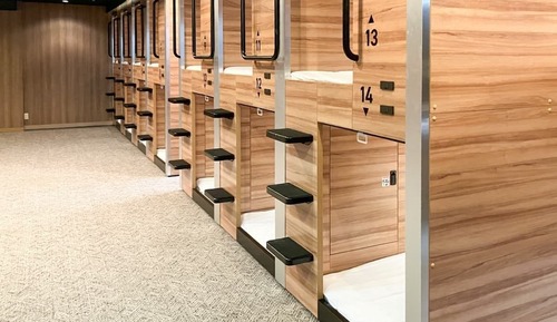 Cabaña, solo para hombres