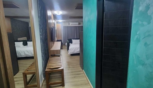 Suite familiar, vistas al patio